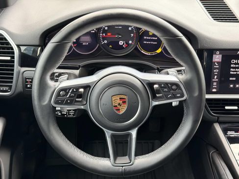 Used 2019 Porsche Cayenne AWD/4WD image 24