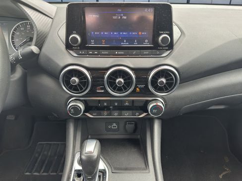 Used 2020 Nissan Sentra S image 16