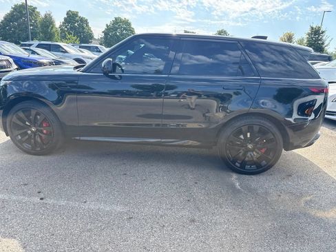 Used 2025 Land Rover Range Rover Sport Dynamic SE AWD/4WD image 8