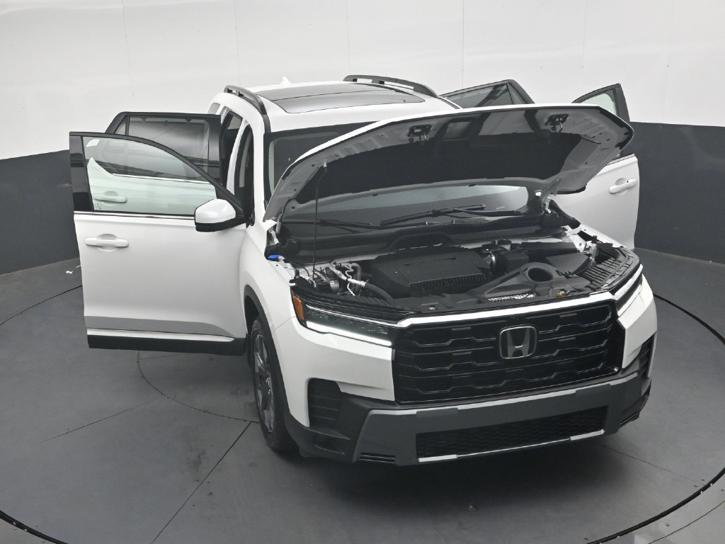 Used 2026 Honda Pilot Touring image 38