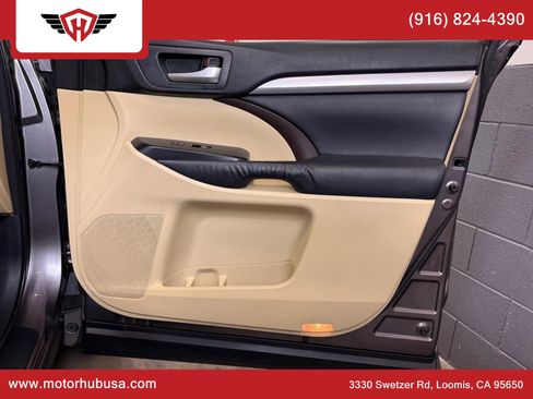 Used 2015 Toyota Highlander XLE AWD/4WD image 59