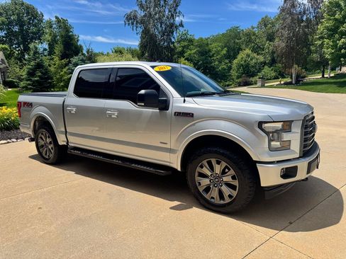 Used 2017 Ford F150 XLT w/ Equipment Group 302A Luxury AWD/4WD image 8