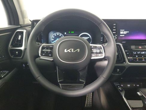 Used 2023 Kia Sorento SX AWD/4WD image 18