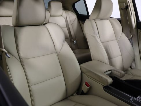 Used 2012 Acura TL image 24