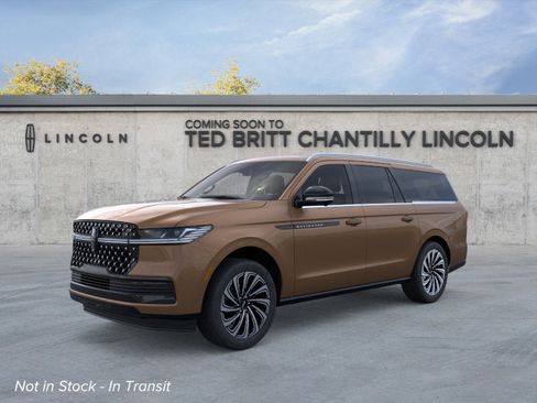 New 2026 Lincoln Navigator L Black Label AWD/4WD image 2