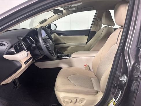 Used 2023 Toyota Camry LE FWD image 2