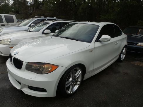 Used 2011 BMW 135i Coupe image 1