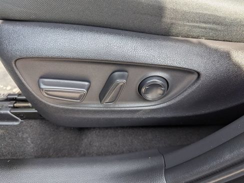 Used 2023 Toyota RAV4 AWD Hybrid image 16