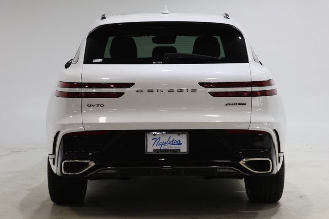 Used 2026 Genesis GV70 3.5T Sport Prestige AWD/4WD image 6