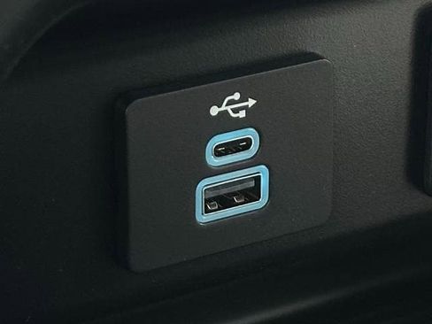 New 2026 Ford F250 XLT w/ FX4 Off-Road Package image 18