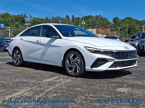 New 2025 Hyundai Elantra SEL image 1