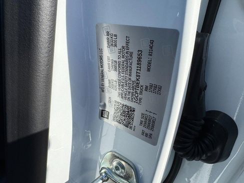 New 2026 Chevrolet Colorado W/T image 17