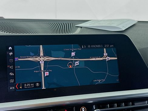 Used 2020 BMW 330i xDrive Sedan w/ Driving Assistance Package image 21