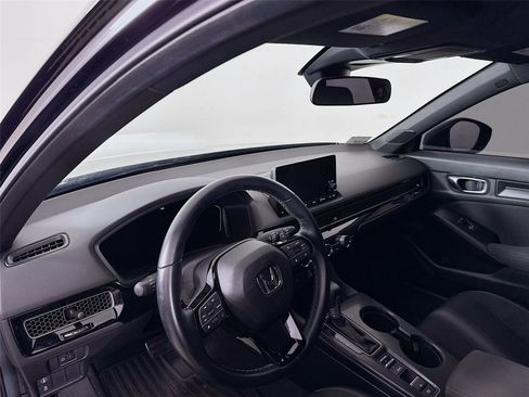 Used 2024 Honda Civic Sport image 6