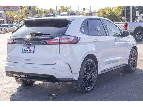 Used 2022 Ford Edge ST-Line AWD/4WD image 3