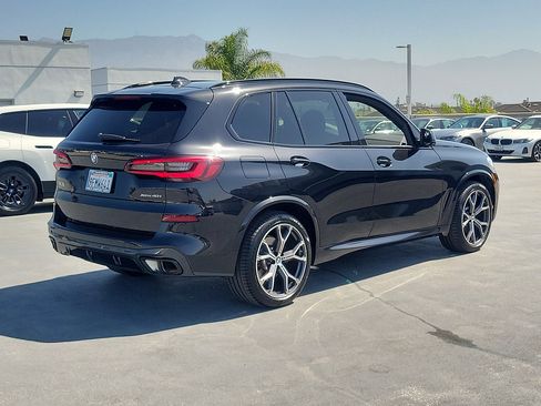 Used 2023 BMW X5 xDrive40i w/ M Sport Package AWD/4WD image 3