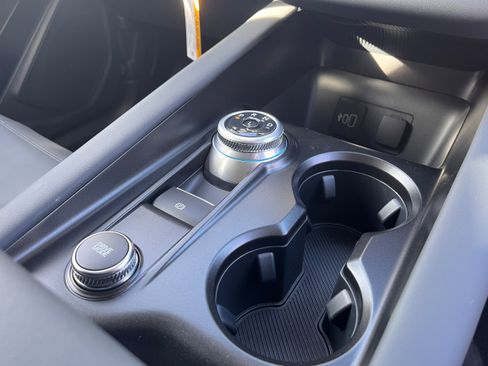 New 2026 Ford Explorer Active w/ Active Comfort Package image 37