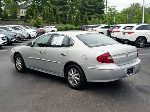Used 2005 Buick LaCrosse CXL w/ Gold Convenience Package FWD image 9