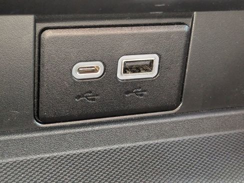 Used 2023 Chevrolet Tahoe RST image 13