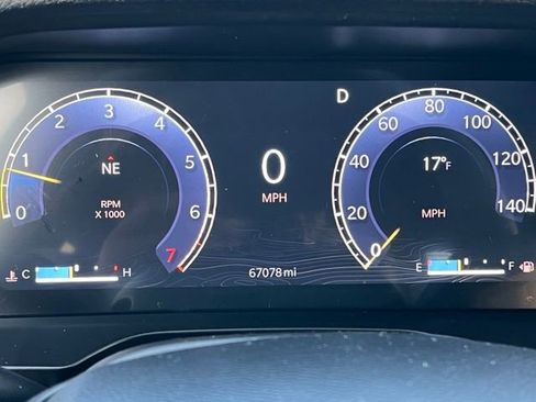 Used 2023 Jeep Grand Cherokee Limited image 13