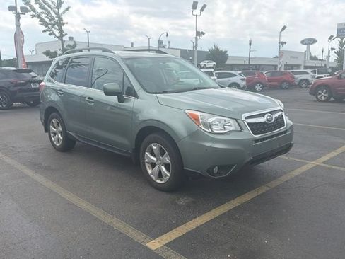 Used 2015 Subaru Forester 2.5i Limited AWD/4WD image 2