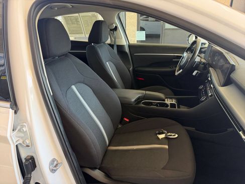 Used 2025 Hyundai Sonata SEL FWD image 31