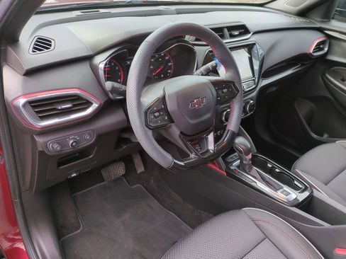 Certified 2023 Chevrolet TrailBlazer RS w/ Convenience Package image 10