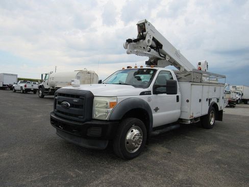 Used 2012 Ford F550 4x4 Regular Cab Super Duty w/ Payload Upgrade Pkg image 6