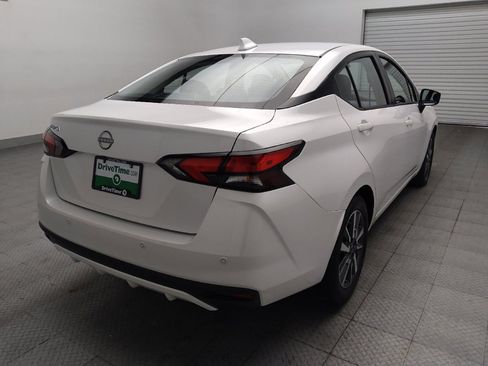 Used 2025 Nissan Versa SV FWD image 9