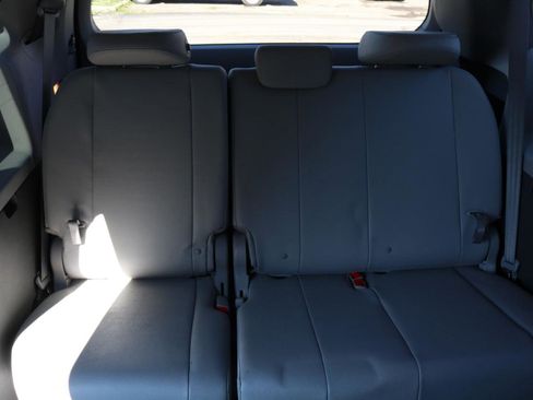 Used 2017 Toyota Sienna XLE w/ XLE Navigation Package image 46