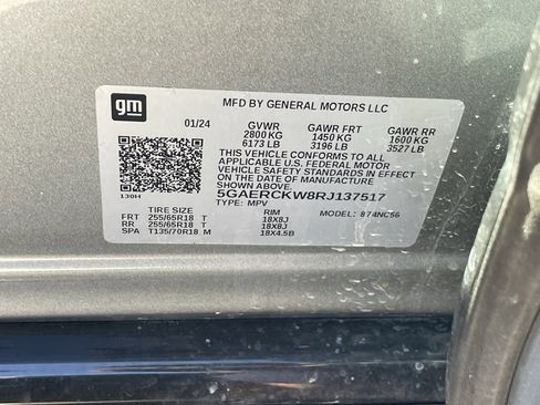 Used 2024 Buick Enclave Premium image 9