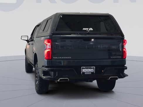 Used 2021 Chevrolet Silverado 1500 Custom Trail Boss AWD/4WD image 11