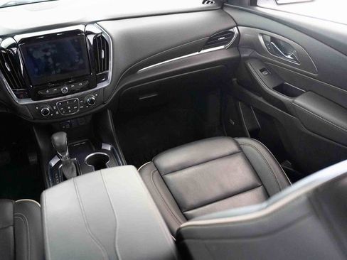Used 2023 Chevrolet Traverse Premier w/ Redline Edition image 38