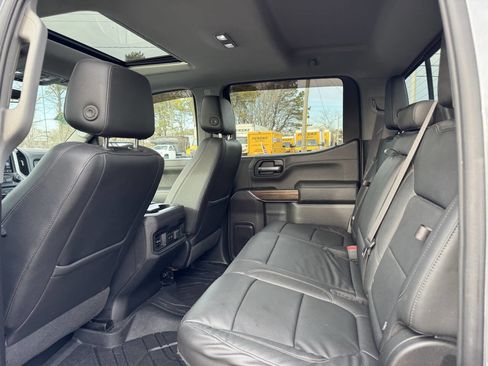 Used 2019 Chevrolet Silverado 1500 LT Trail Boss image 30