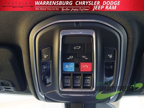 New 2025 Jeep Grand Cherokee L Limited w/ Luxury Tech Group II image 27