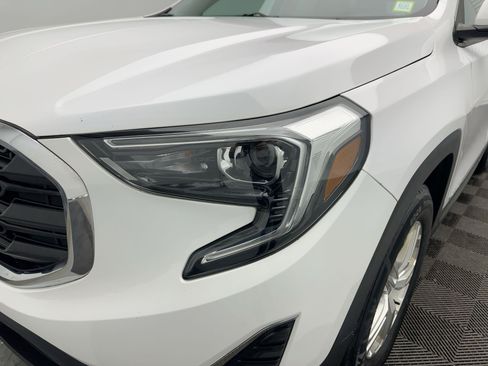 Used 2019 GMC Terrain SLE w/ Driver Convenience Package image 11