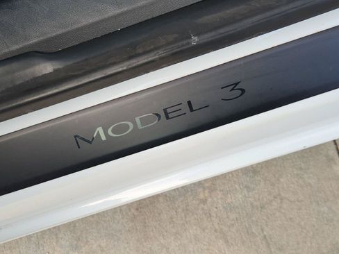 Used 2023 Tesla Model 3 Standard Range RWD image 32