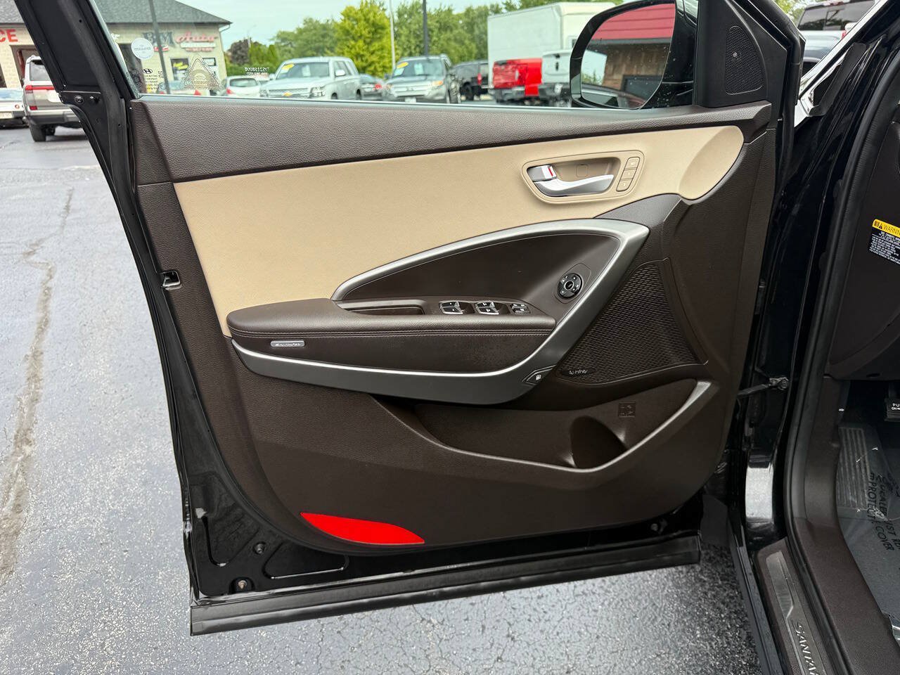 Used 2017 Hyundai Santa Fe FWD image 21