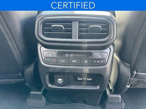Used 2023 Honda Pilot Elite image 20