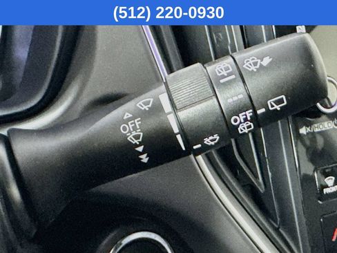 Used 2024 Subaru Crosstrek 2.0i Premium w/ Crosstrek Mirror Package AWD/4WD image 14