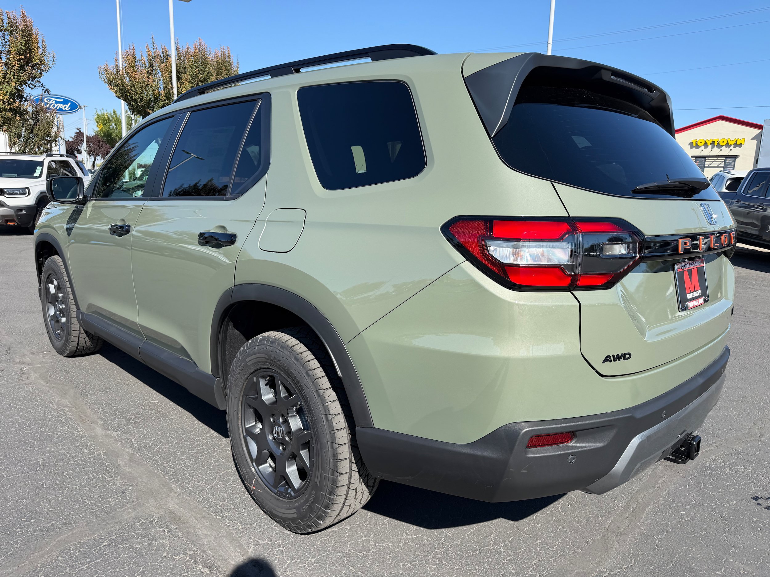 New 2026 Honda Pilot TrailSport image 7