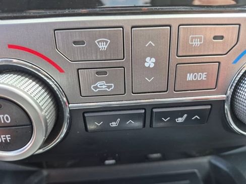 Used 2018 Toyota Tundra Limited w/ Limited Premium Package image 22