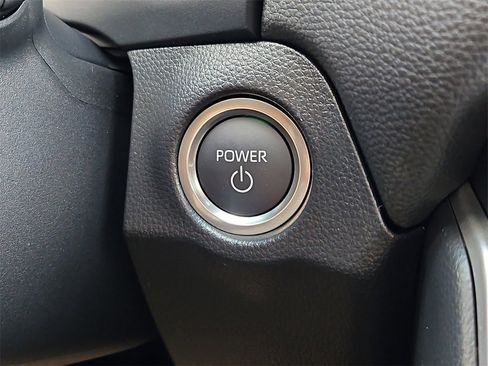 New 2025 Toyota RAV4 SE image 15