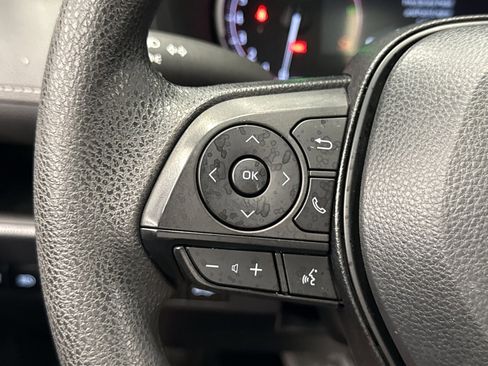 Used 2023 Toyota RAV4 XLE w/ Convenience Package FWD image 34