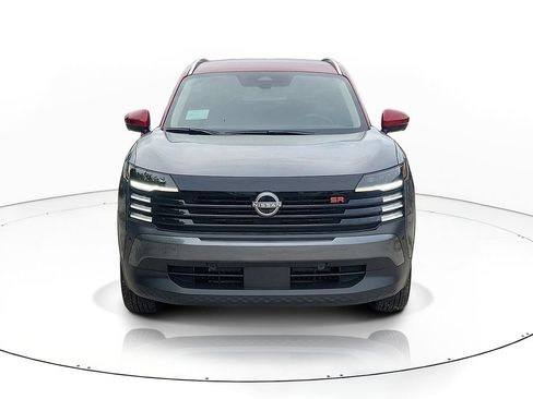 New 2026 Nissan Kicks SR FWD image 2
