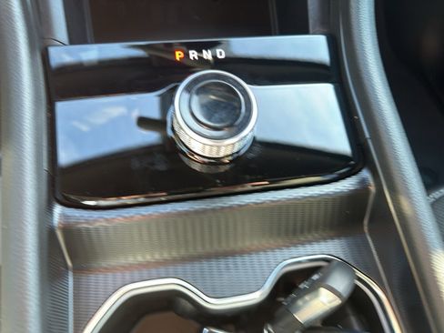 New 2025 Jeep Grand Cherokee Altitude image 19