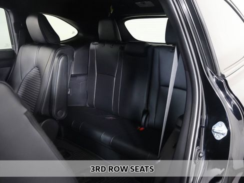 Used 2025 Toyota Highlander XSE AWD/4WD image 9