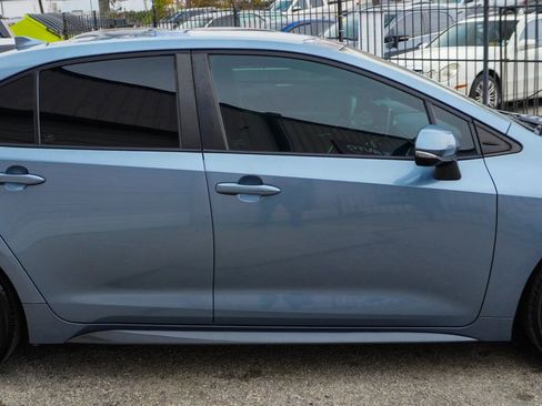 Used 2021 Toyota Corolla SE image 8