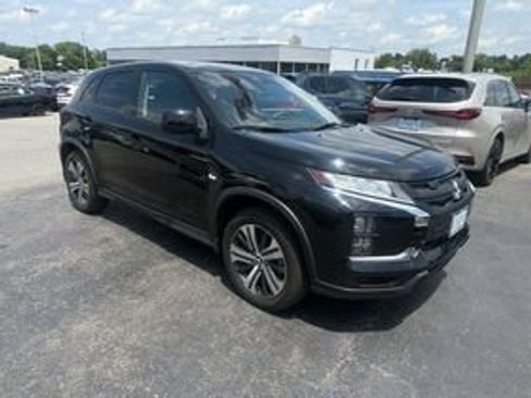 Used 2023 Mitsubishi Outlander Sport AWD image 2