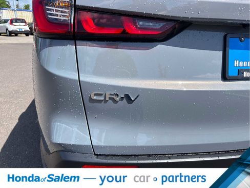 Used 2025 Honda CR-V EX image 4